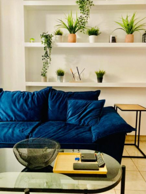 Ilisia Apartment next to Metro Megaro Mousikis